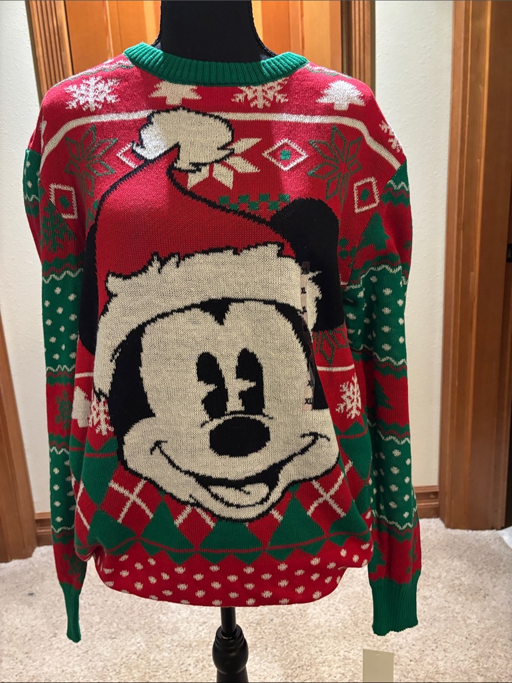 Men's Red & Green Holiday Sweater with Mickey Graphic, size XL